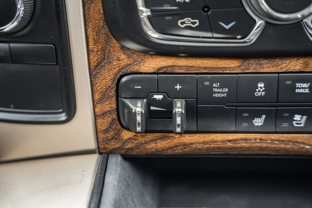 Used 2018 RAM 3500 Laramie Longhorn image 34