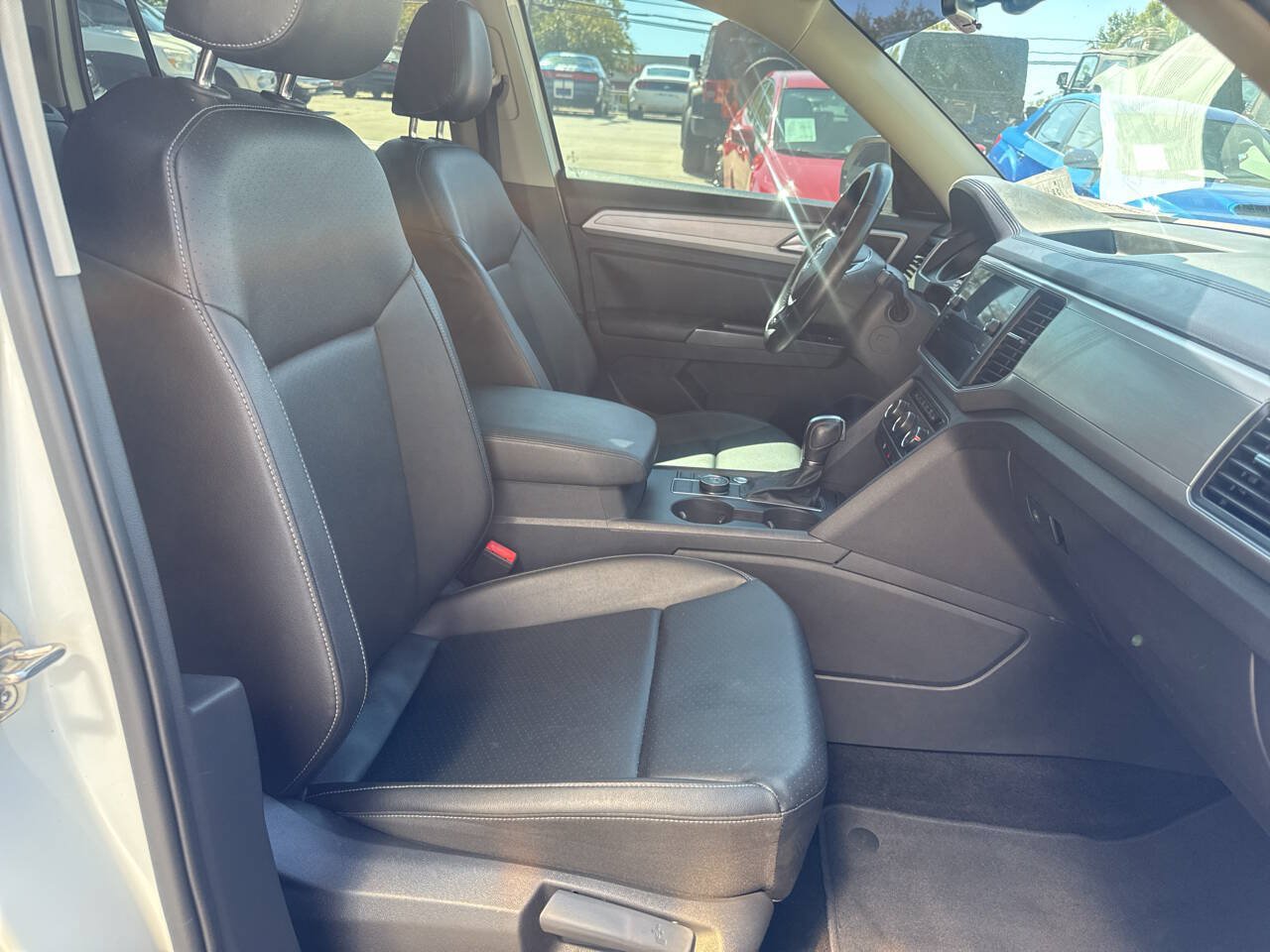 Used 2018 Volkswagen Atlas SE AWD/4WD image 16
