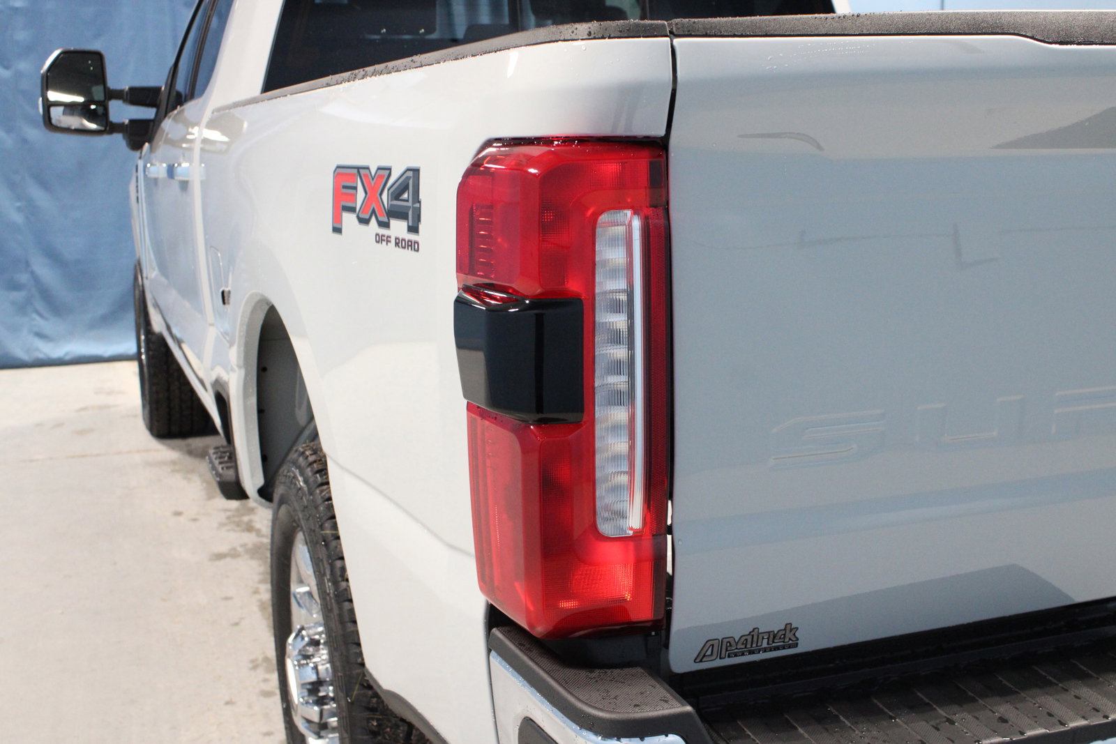 New 2025 Ford F350 Lariat w/ Lariat Ultimate Package image 36