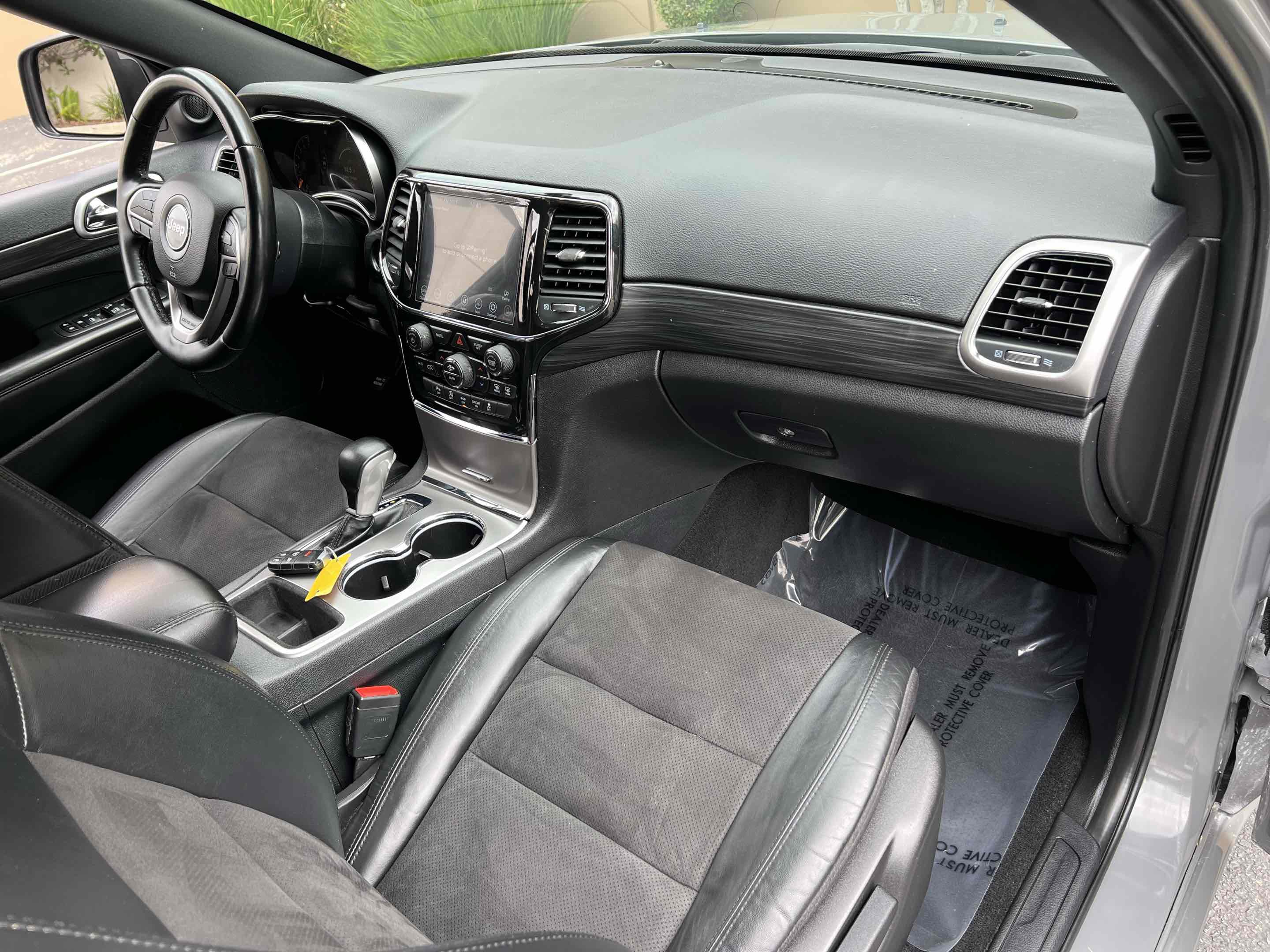 Used 2022 Jeep Grand Cherokee Laredo X RWD image 33