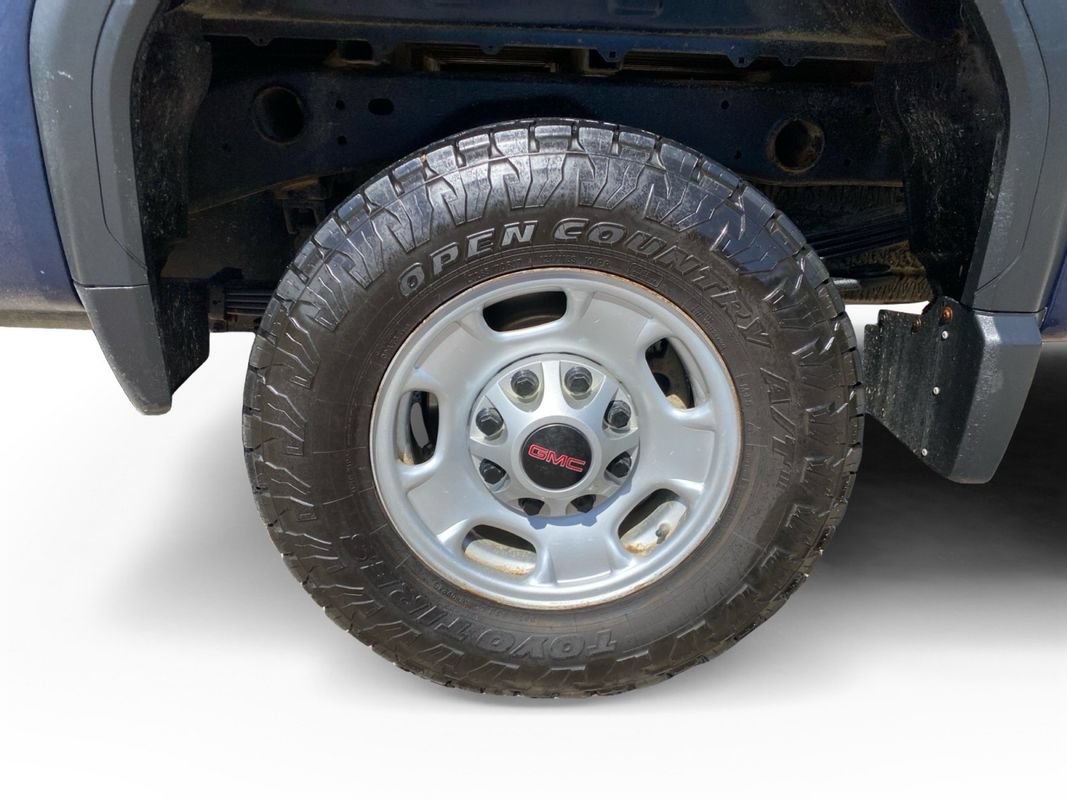 Used 2021 GMC Sierra 2500 SLE w/ X31 Off-Road Package AWD/4WD image 12