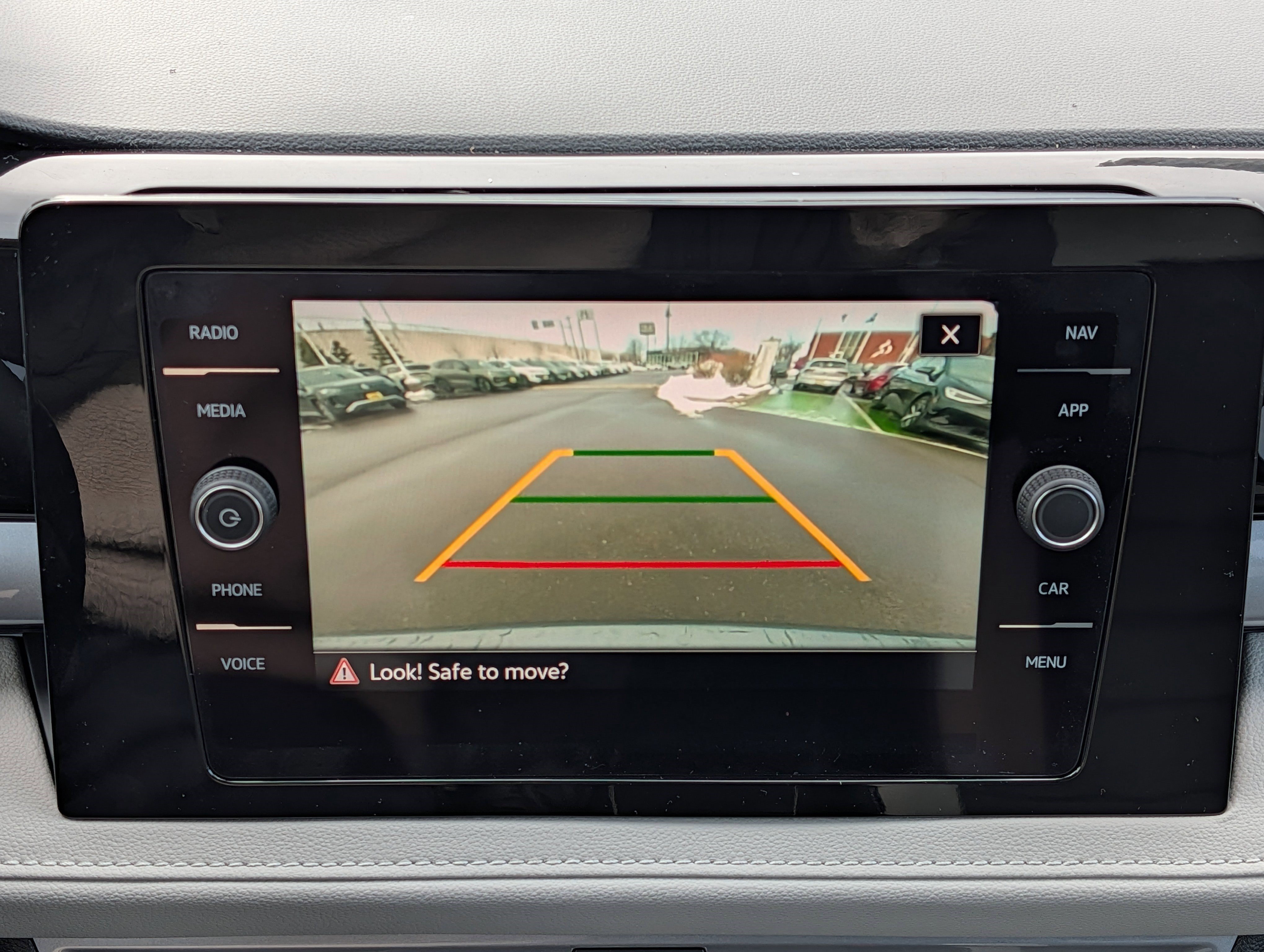 New 2026 Volkswagen Taos SEL AWD/4WD image 10