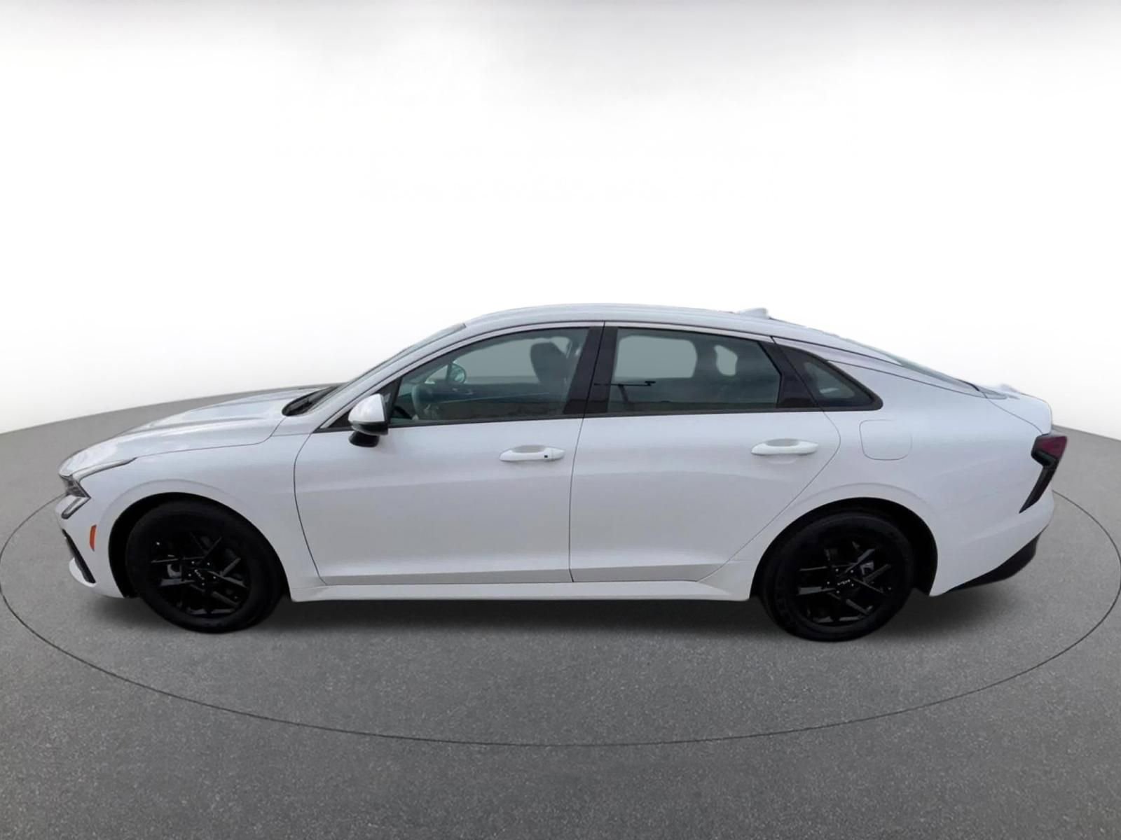 Used 2025 Kia K5 LXS FWD image 10