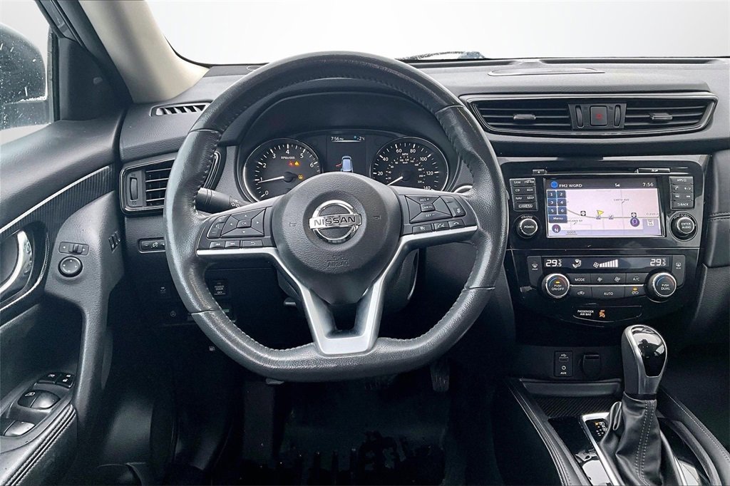 Used 2017 Nissan Rogue SL image 8