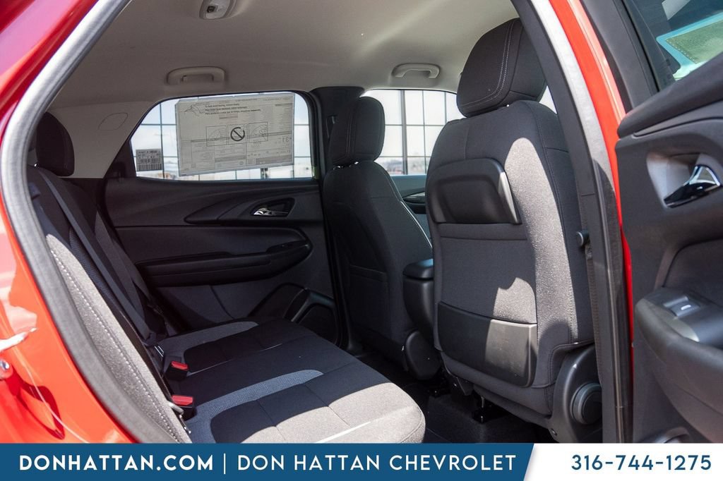 New 2026 Chevrolet TrailBlazer LT w/ Driver Confidence Package FWD image 18