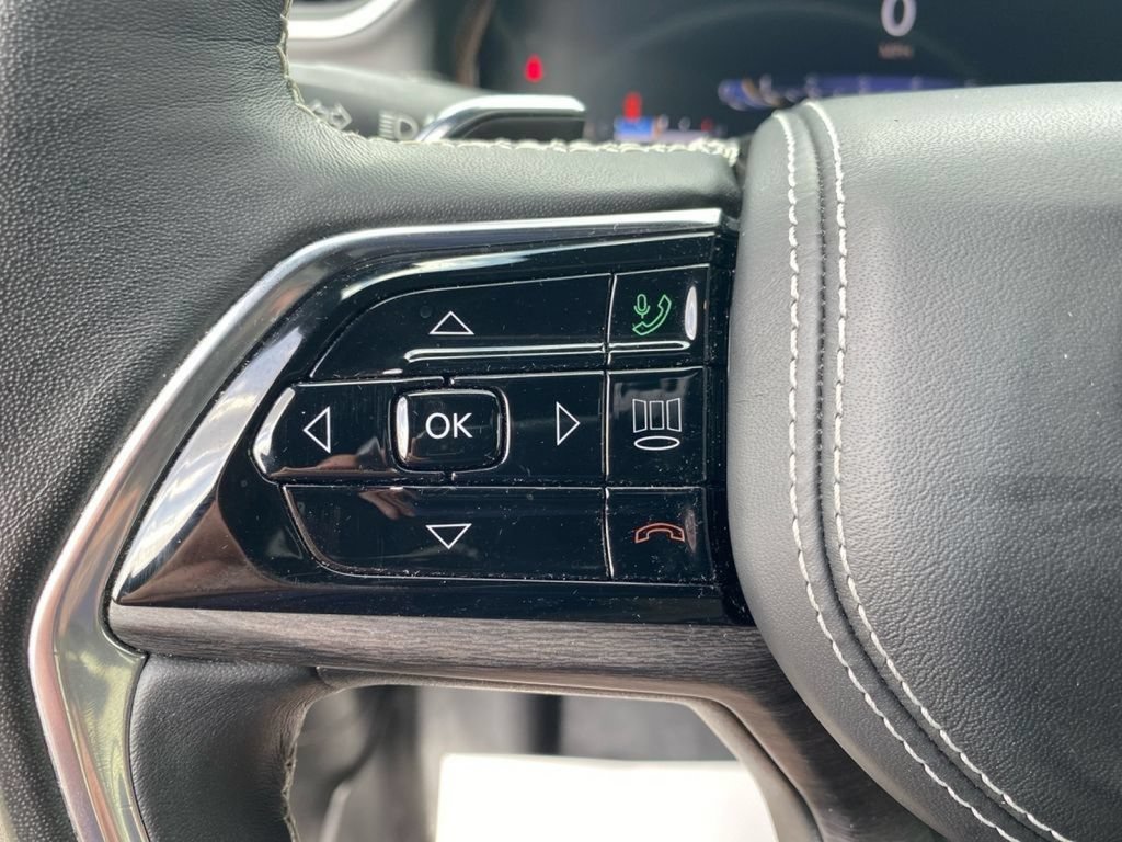 Used 2022 Jeep Grand Cherokee L Overland AWD/4WD image 19