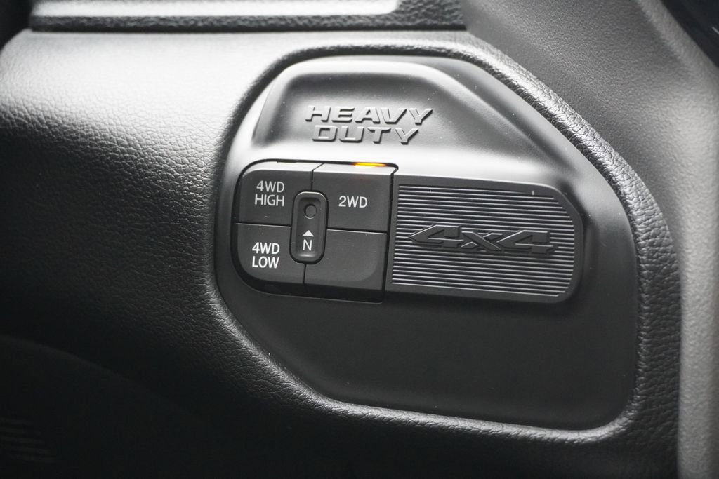 Used 2024 RAM 3500 Big Horn w/ Night Edition image 27