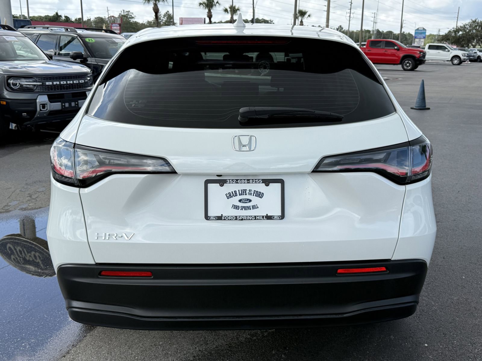 Used 2025 Honda HR-V LX image 5