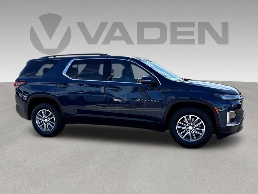 Certified 2023 Chevrolet Traverse LT w/ LPO, Floor Liner Package AWD/4WD image 27