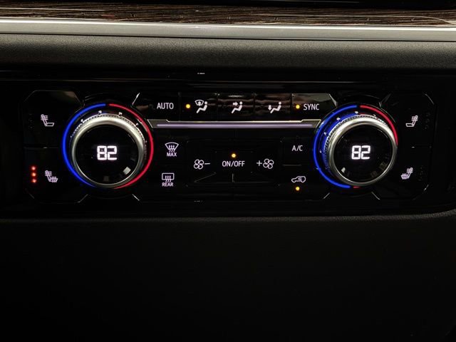 New 2026 GMC Sierra 1500 Elevation w/ Elevation Select Package AWD/4WD image 22