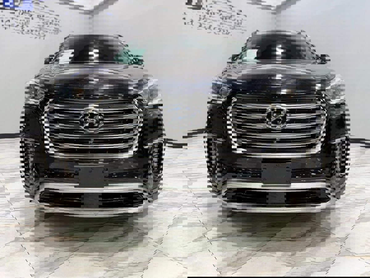 Used 2017 Hyundai Santa Fe SE w/ SE Ultimate Tech Package 03 image 2