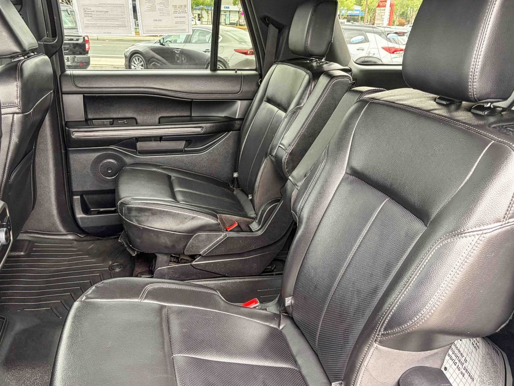 Used 2021 Ford Expedition Max XLT image 46