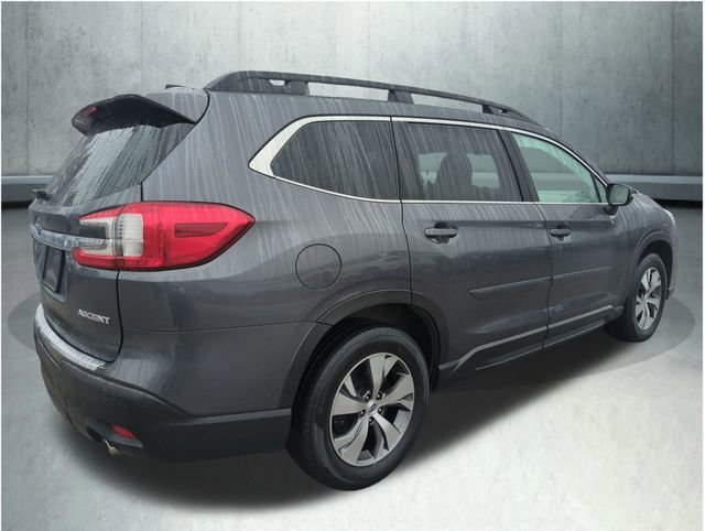 Used 2023 Subaru Ascent Premium w/ Convenience Package image 6