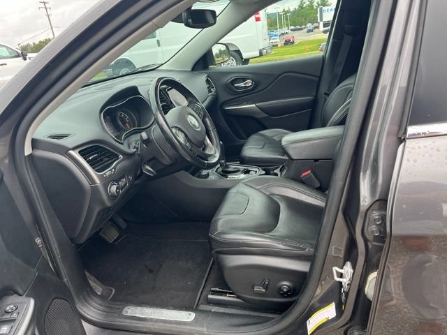 Used 2021 Jeep Cherokee Limited w/ Trailer Tow Group AWD/4WD image 10