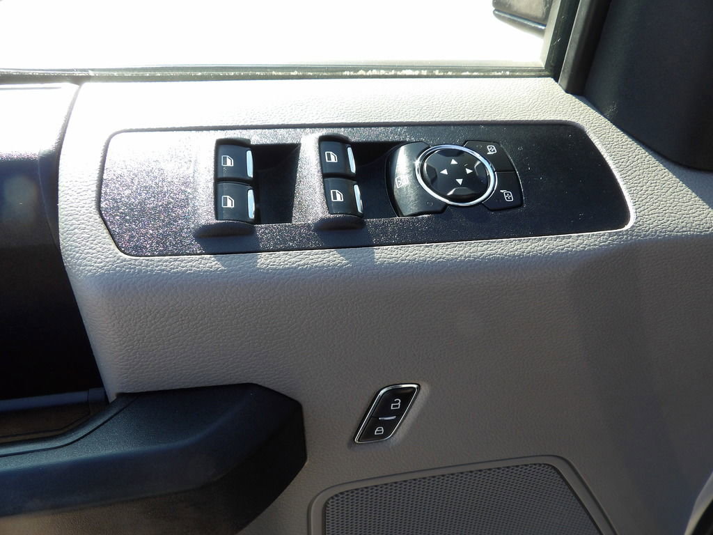 Used 2018 Ford F350 XL w/ Power Equipment Group image 15