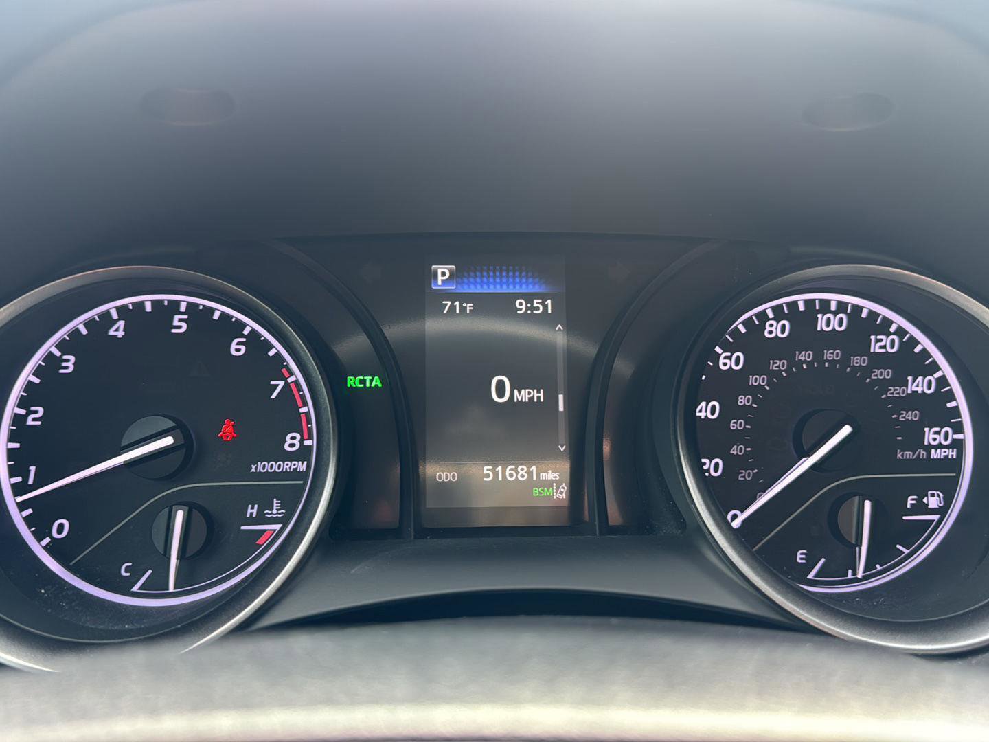 Used 2022 Toyota Camry SE w/ Convenience Package FWD image 32