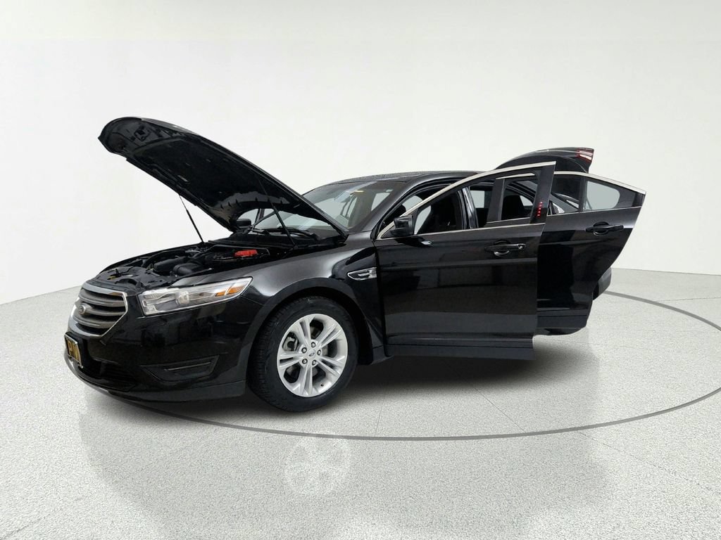 Used 2013 Ford Taurus SEL FWD image 10