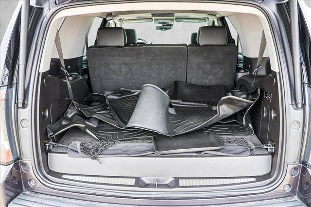 Used 2018 GMC Yukon SLT w/ Premium Edition AWD/4WD image 24