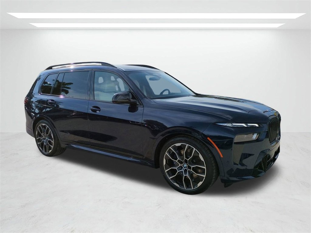 New 2026 BMW X7 M60i image 2