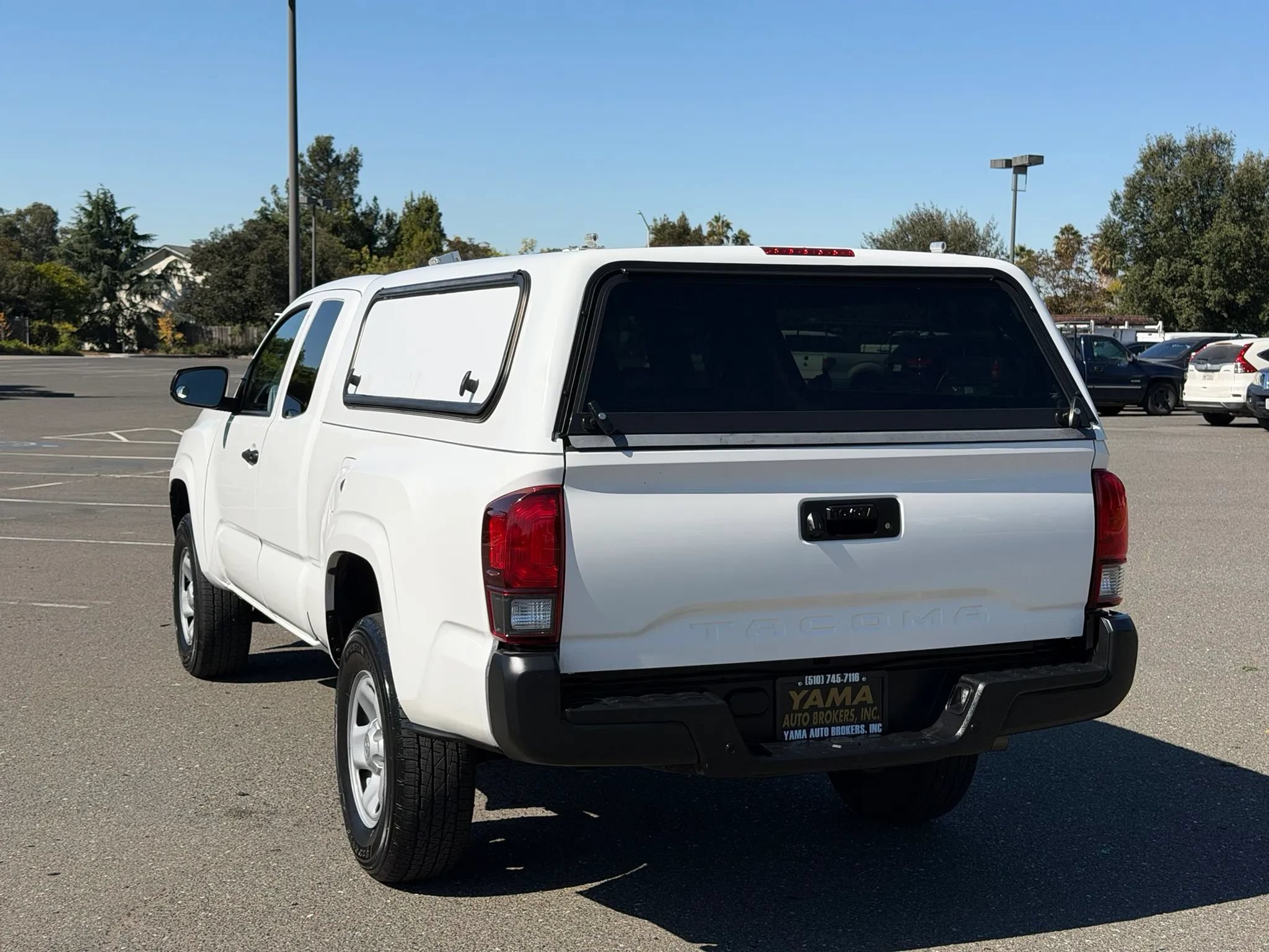 Used 2023 Toyota Tacoma SR RWD image 4
