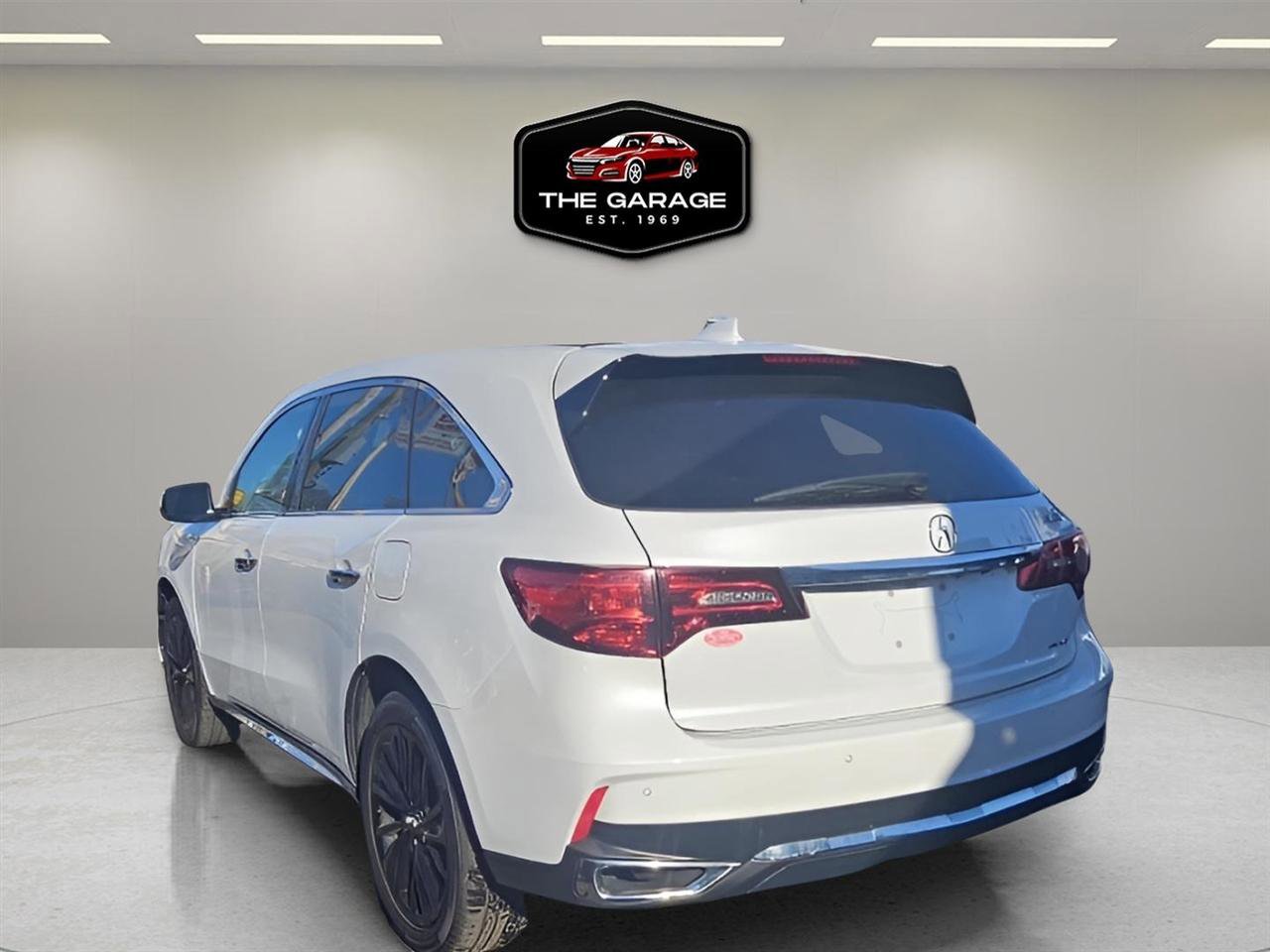 Used 2020 Acura MDX SH-AWD w/Technology Pkg image 5