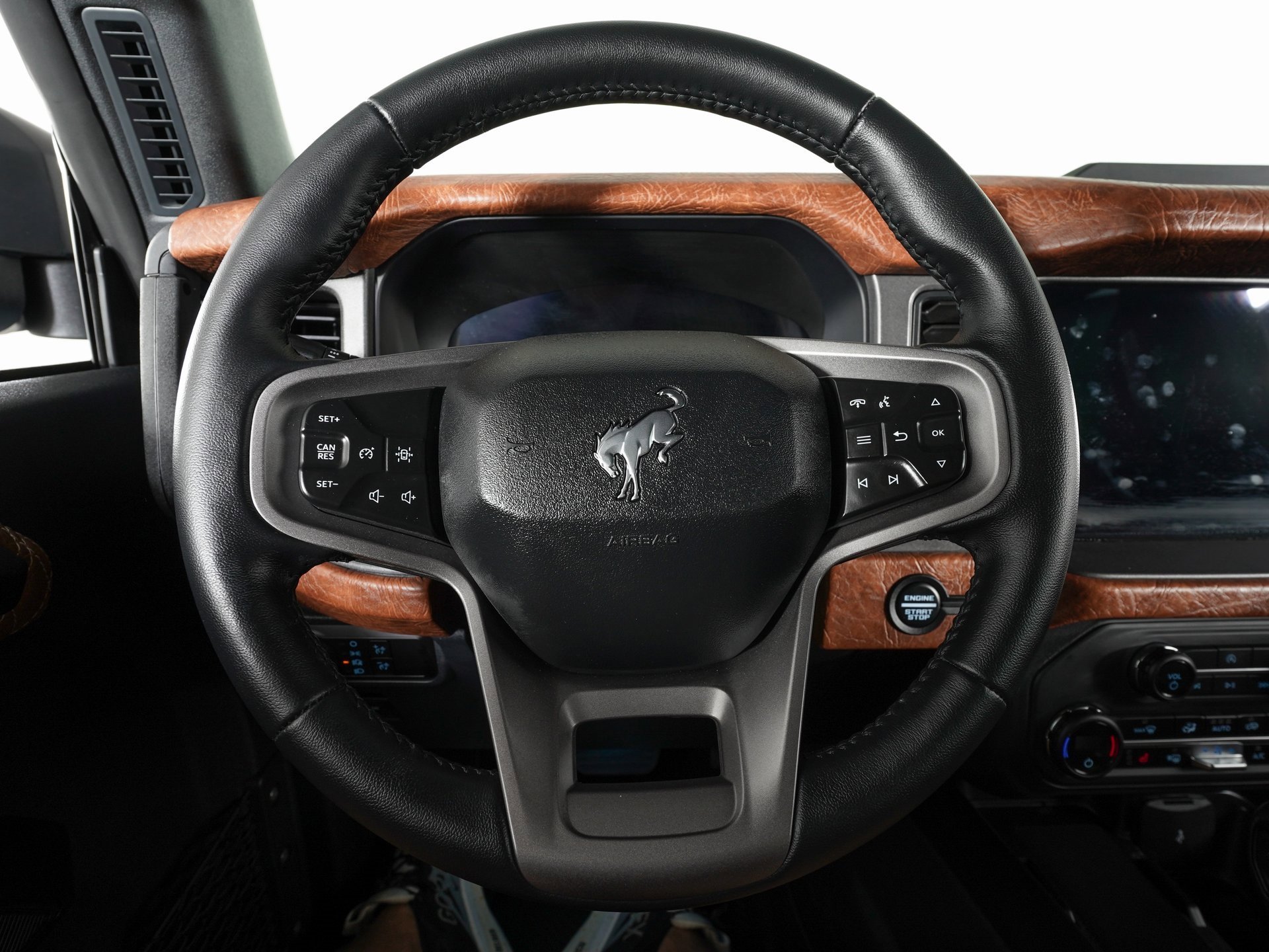 Used 2025 Ford Bronco Big Bend image 17