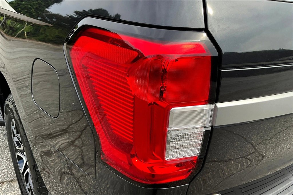Used 2024 Ford Expedition XLT image 22
