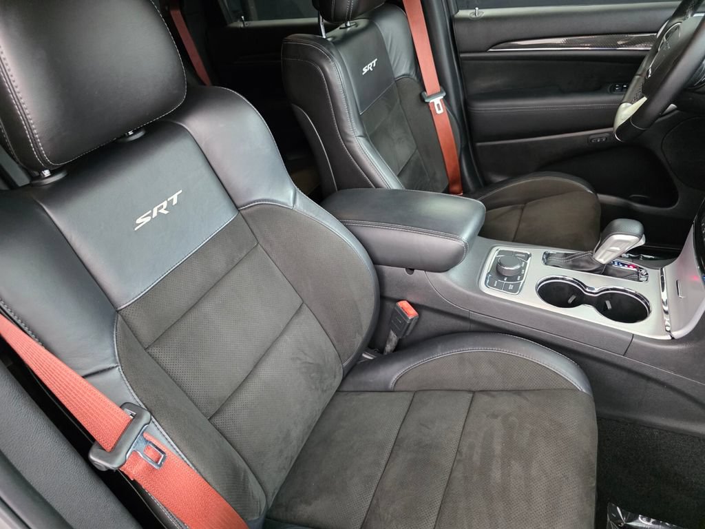 Used 2021 Jeep Grand Cherokee SRT AWD/4WD image 29