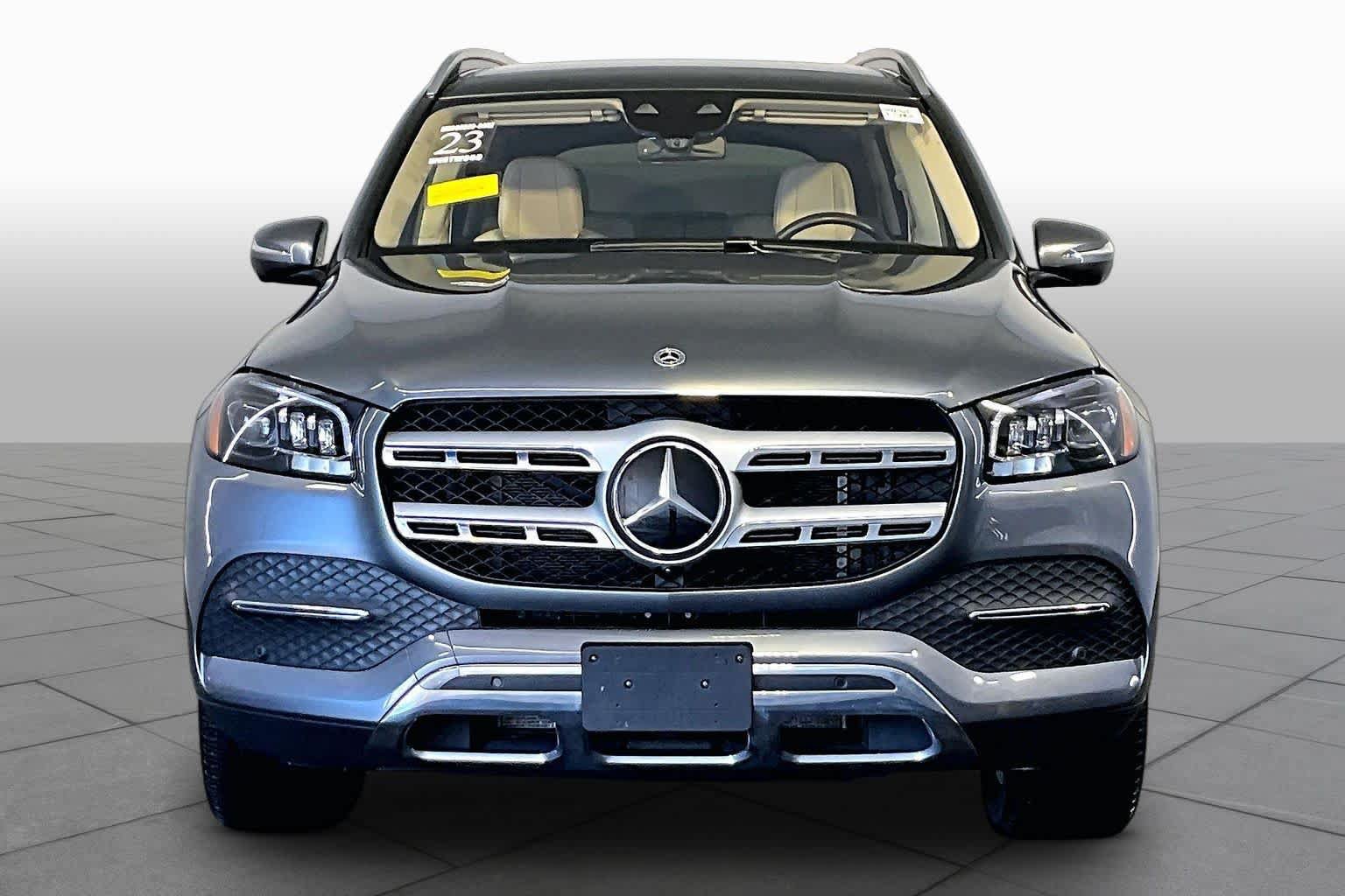 Used 2023 Mercedes-Benz GLS 450 4MATIC image 4