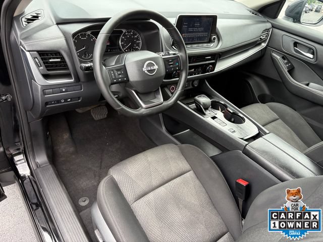Used 2025 Nissan Rogue SV FWD image 24