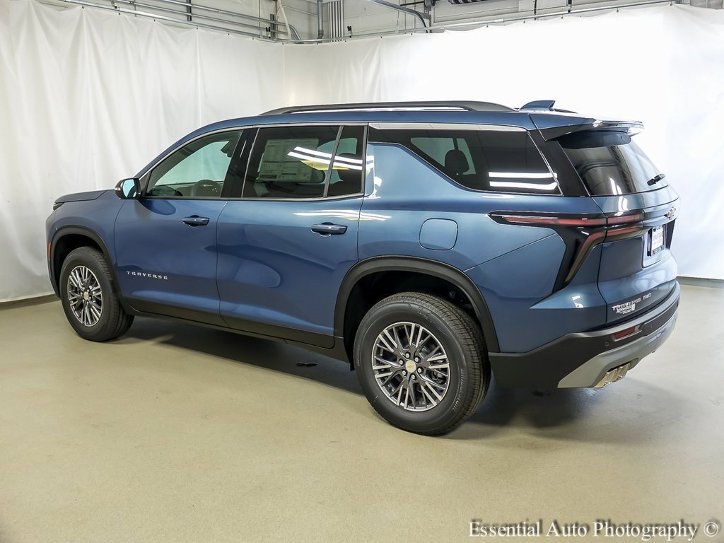 New 2026 Chevrolet Traverse LT w/ LPO, Floor Liner Package image 5