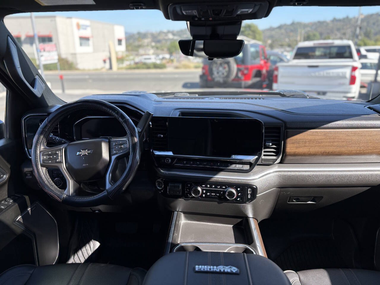 Used 2024 Chevrolet Silverado 2500 High Country w/ Midnight Edition AWD/4WD image 36
