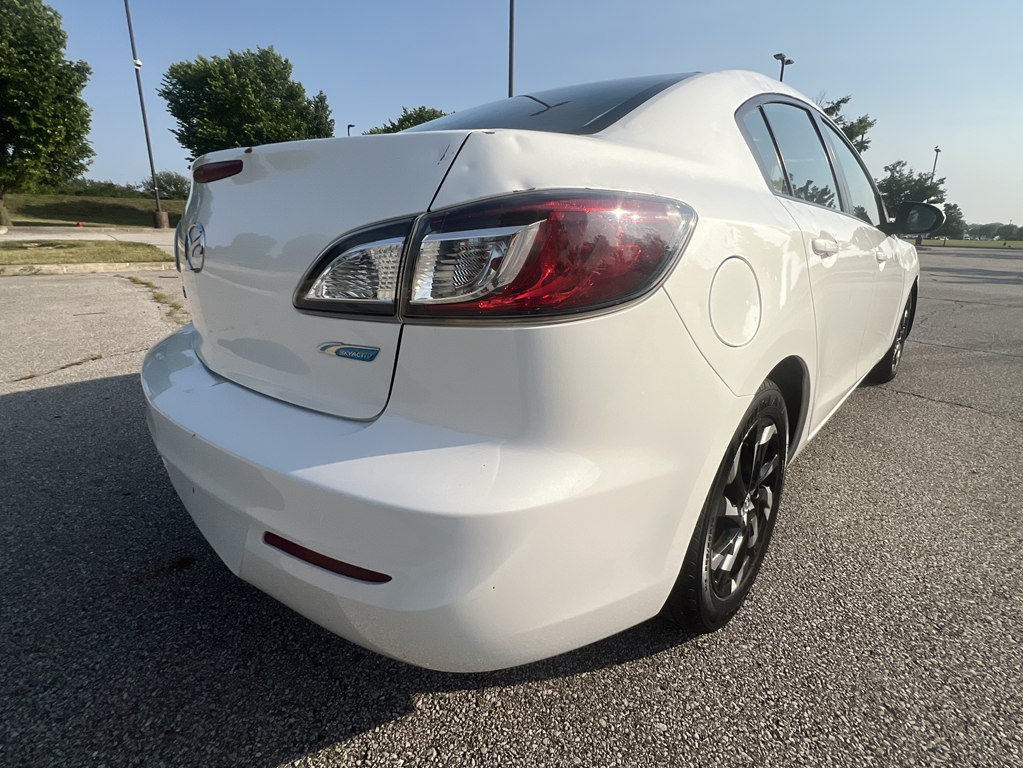 Used 2012 MAZDA MAZDA3 i Touring FWD image 5
