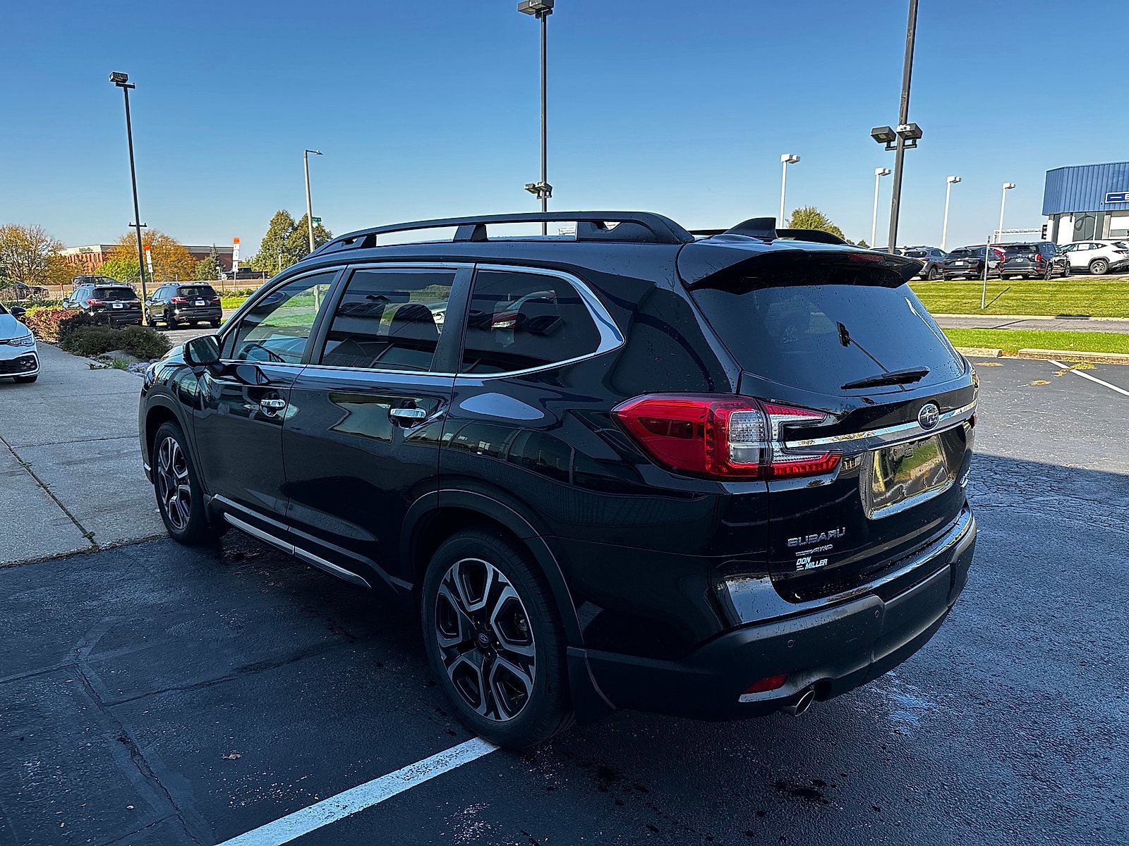 Used 2023 Subaru Ascent Touring AWD/4WD image 5