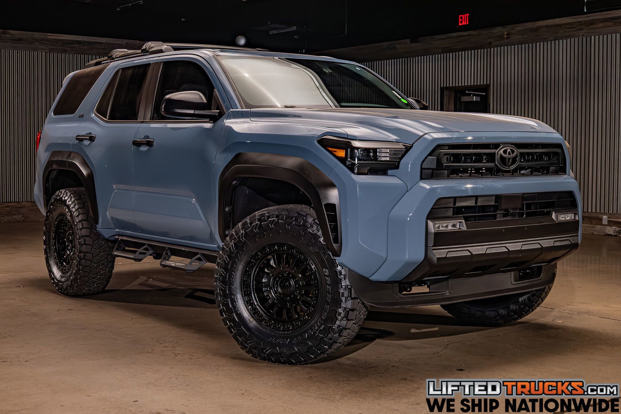 Used 2025 Toyota 4Runner SR5 AWD/4WD video 1
