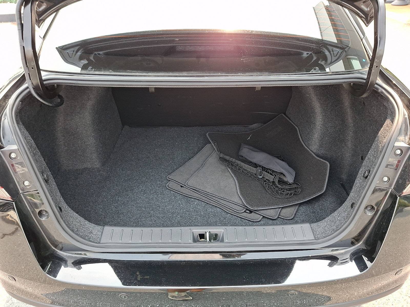 Certified 2025 Nissan Versa S w/ Trunk Package FWD image 29