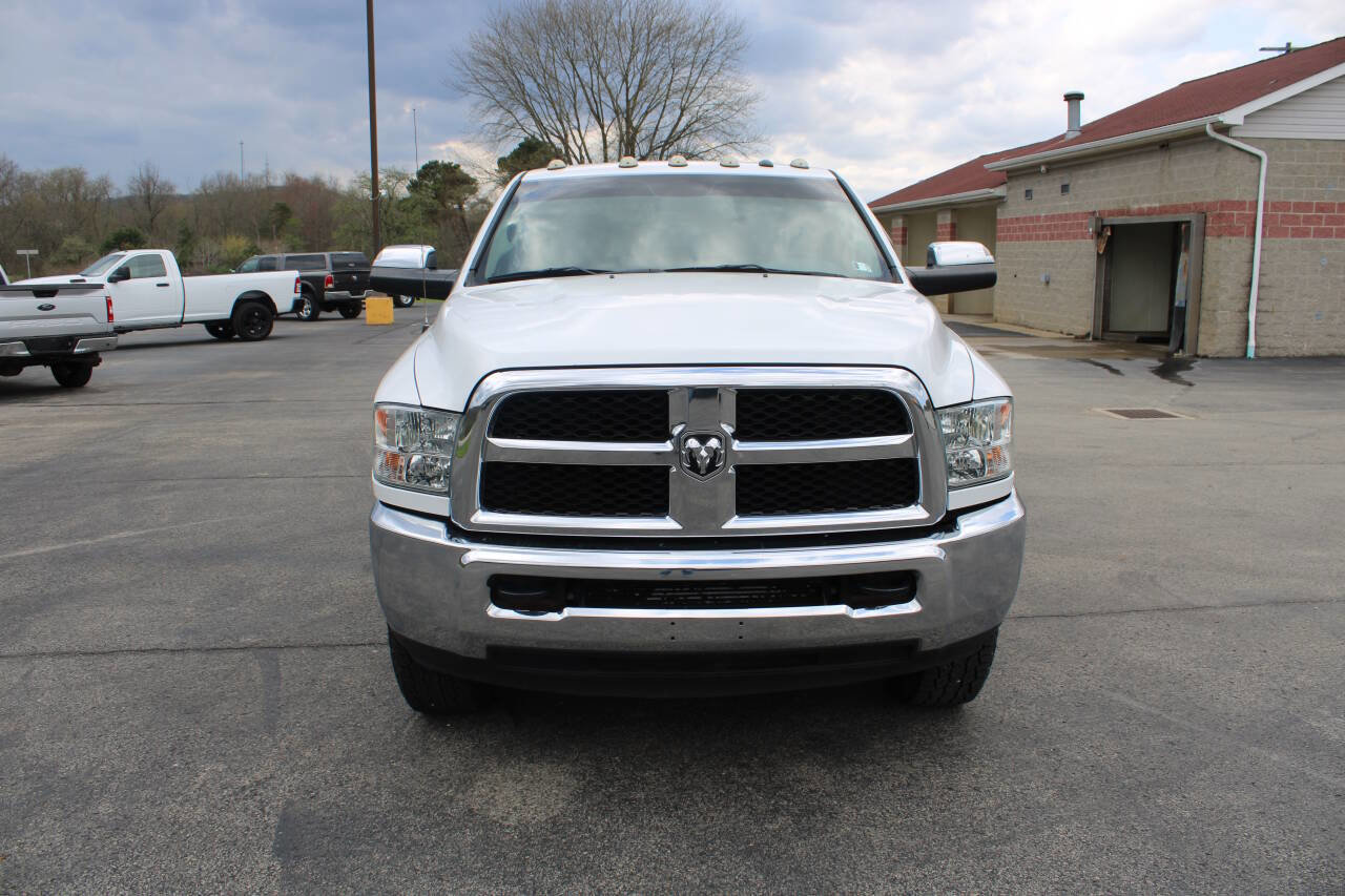Used 2018 RAM 2500 Tradesman w/ Chrome Appearance Group image 8
