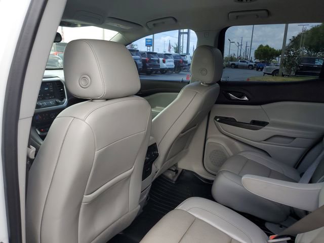 Used 2022 GMC Acadia SLT w/ Preferred Package image 9