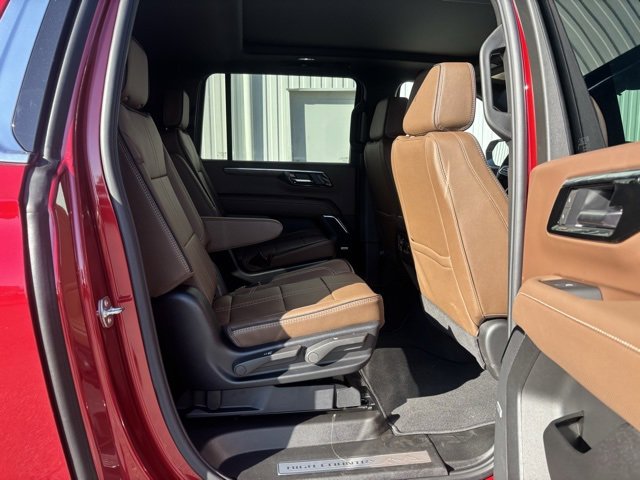 New 2026 Chevrolet Suburban High Country w/ Sun And Tow Package image 20