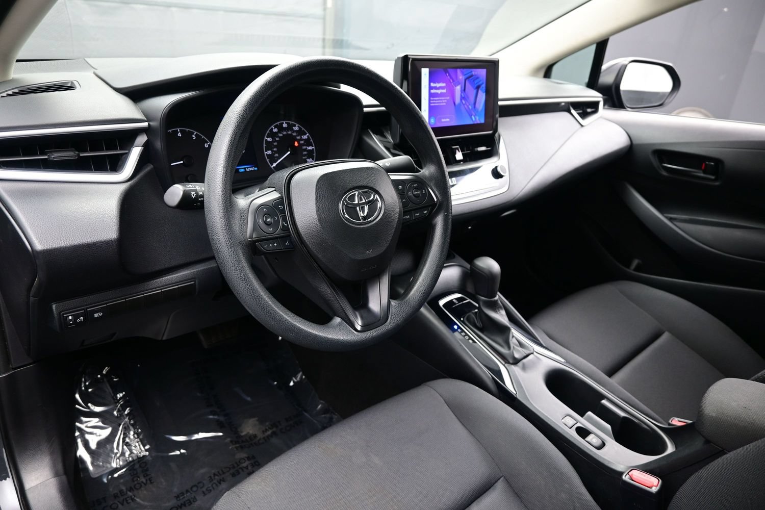 Used 2024 Toyota Corolla LE FWD image 12