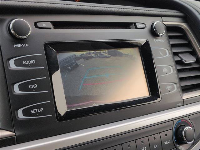 Used 2016 Toyota Highlander LE image 13