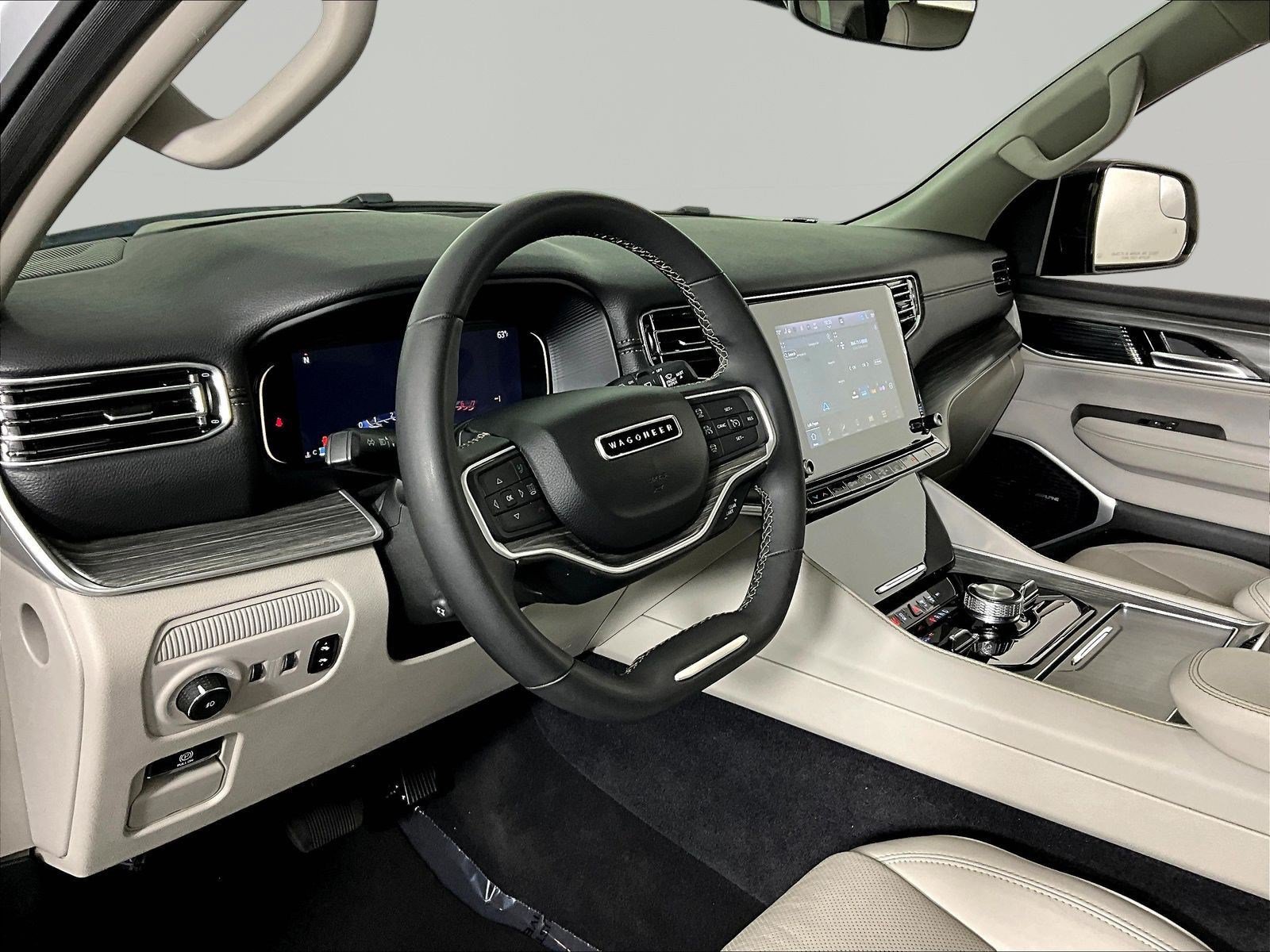Used 2024 Jeep Wagoneer Series III AWD/4WD image 17