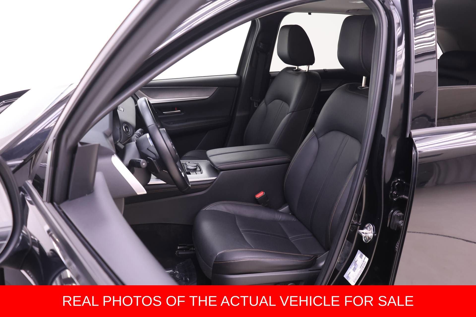 Used 2025 MAZDA CX-90 3.3 Turbo w/ Preferred Package image 4