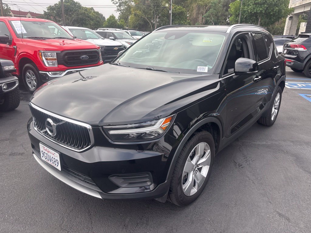 Used 2020 Volvo XC40 T5 Momentum AWD/4WD image 8