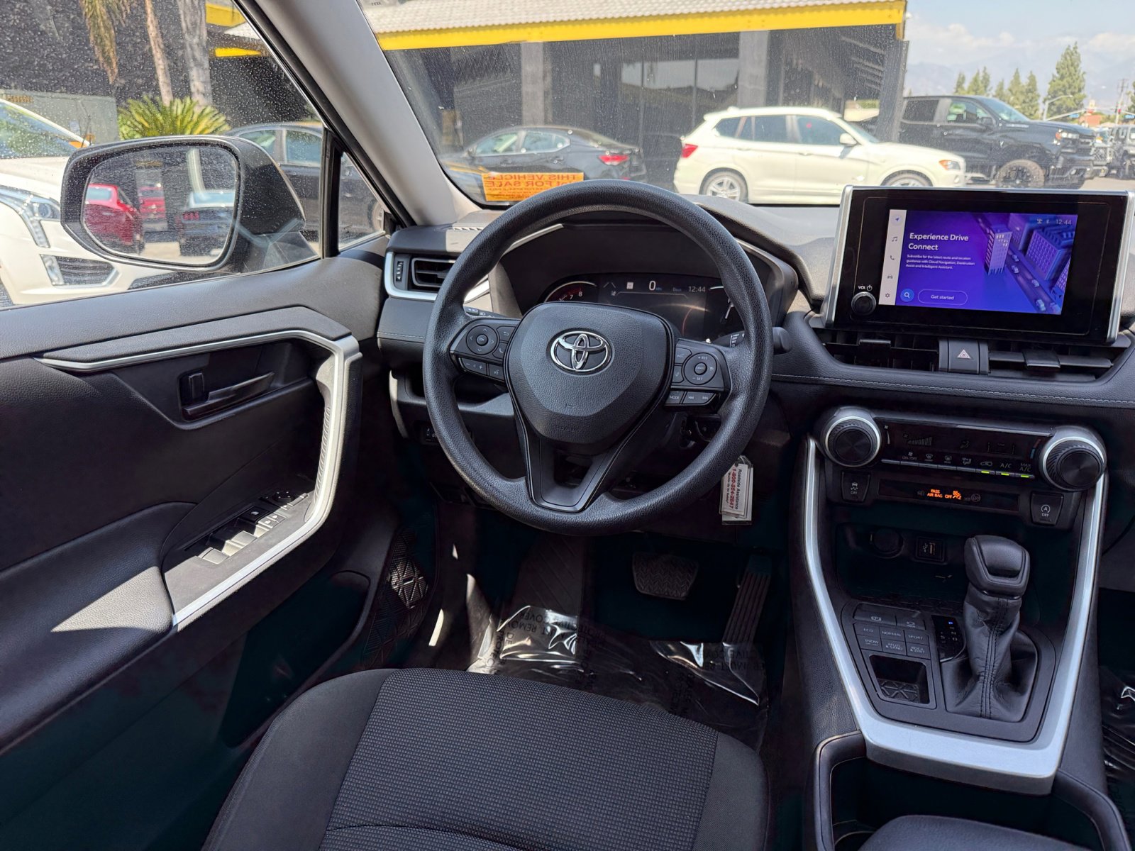 Used 2024 Toyota RAV4 LE image 22