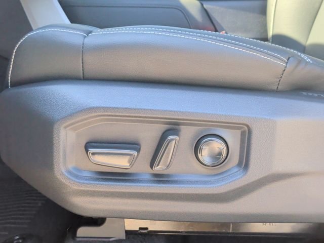 New 2026 Toyota Tundra Limited AWD/4WD image 15