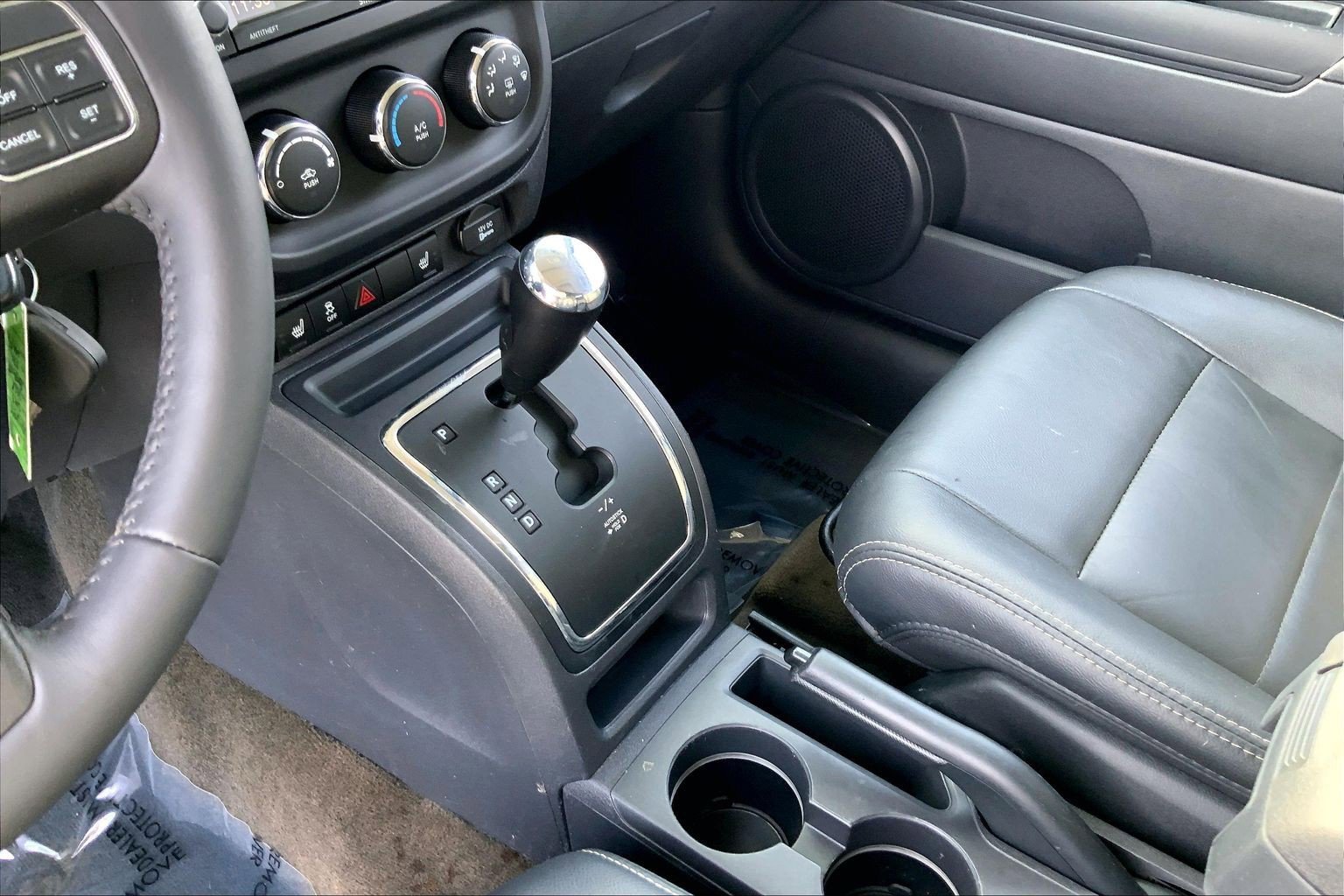 Used 2017 Jeep Patriot High Altitude image 15