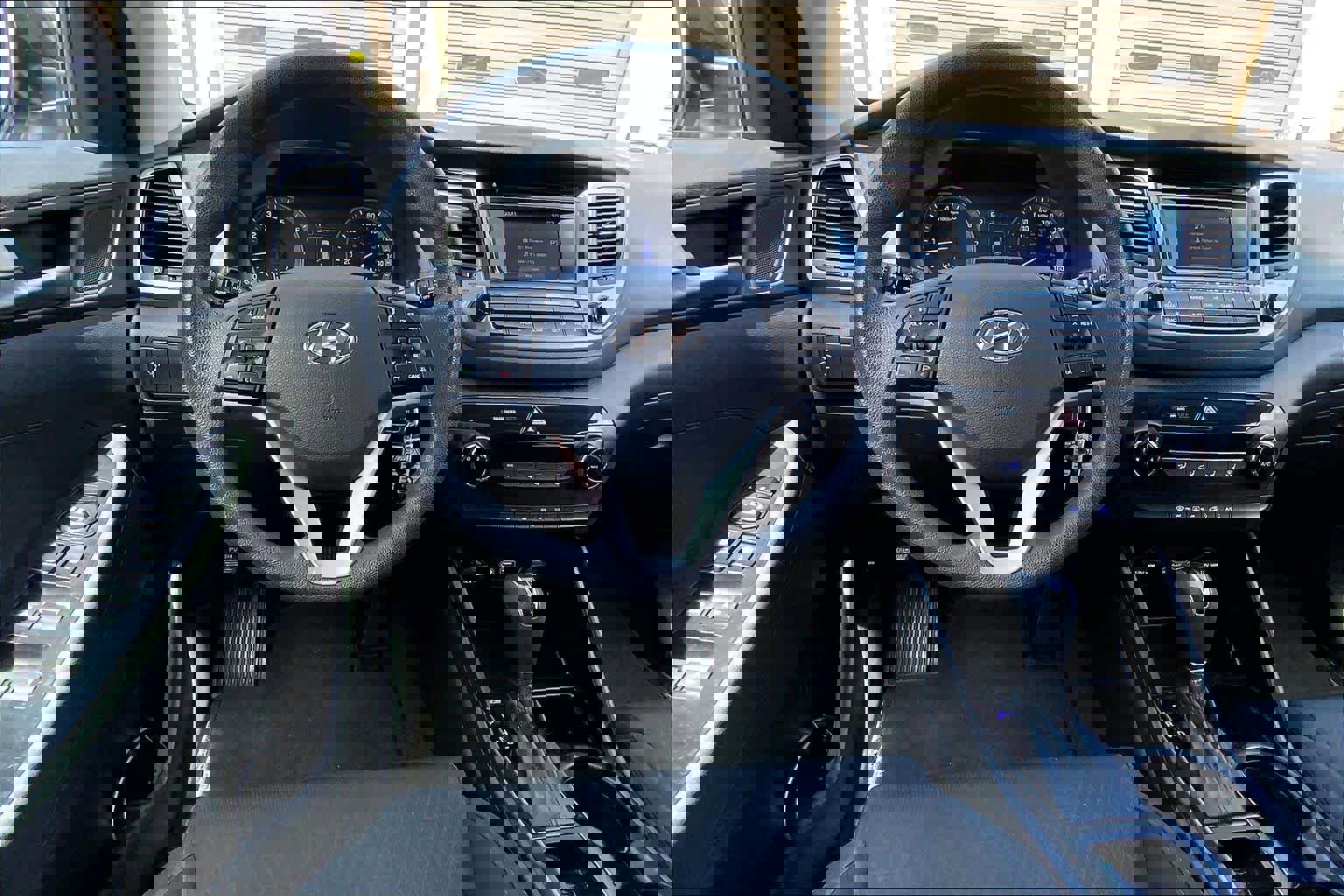 Used 2016 Hyundai Tucson SE w/ Option Group 02 FWD image 6