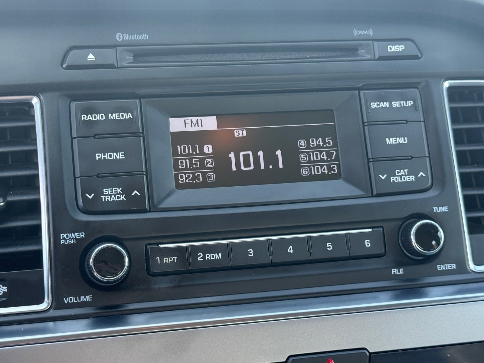 Used 2017 Hyundai Sonata SE image 17