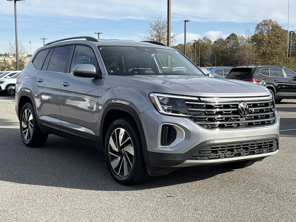 Used 2024 Volkswagen Atlas SE image 12